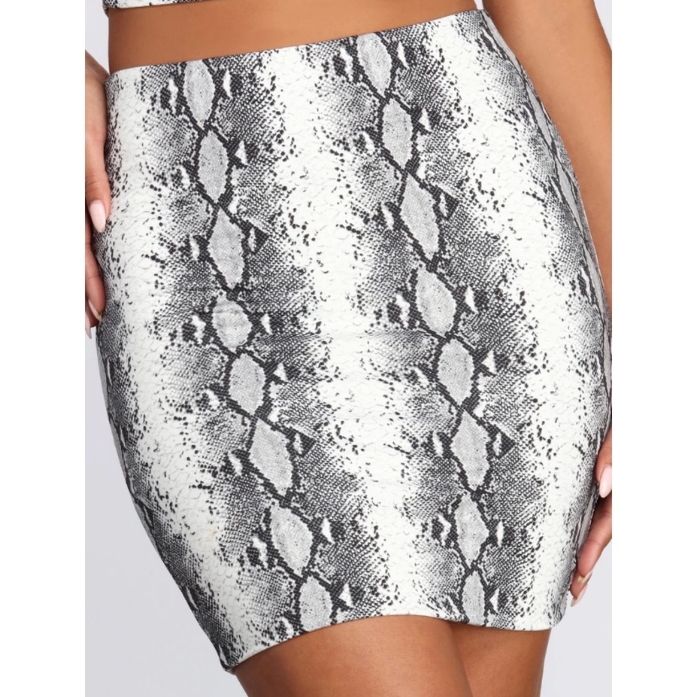 White SnakeSkin Mini Skirt